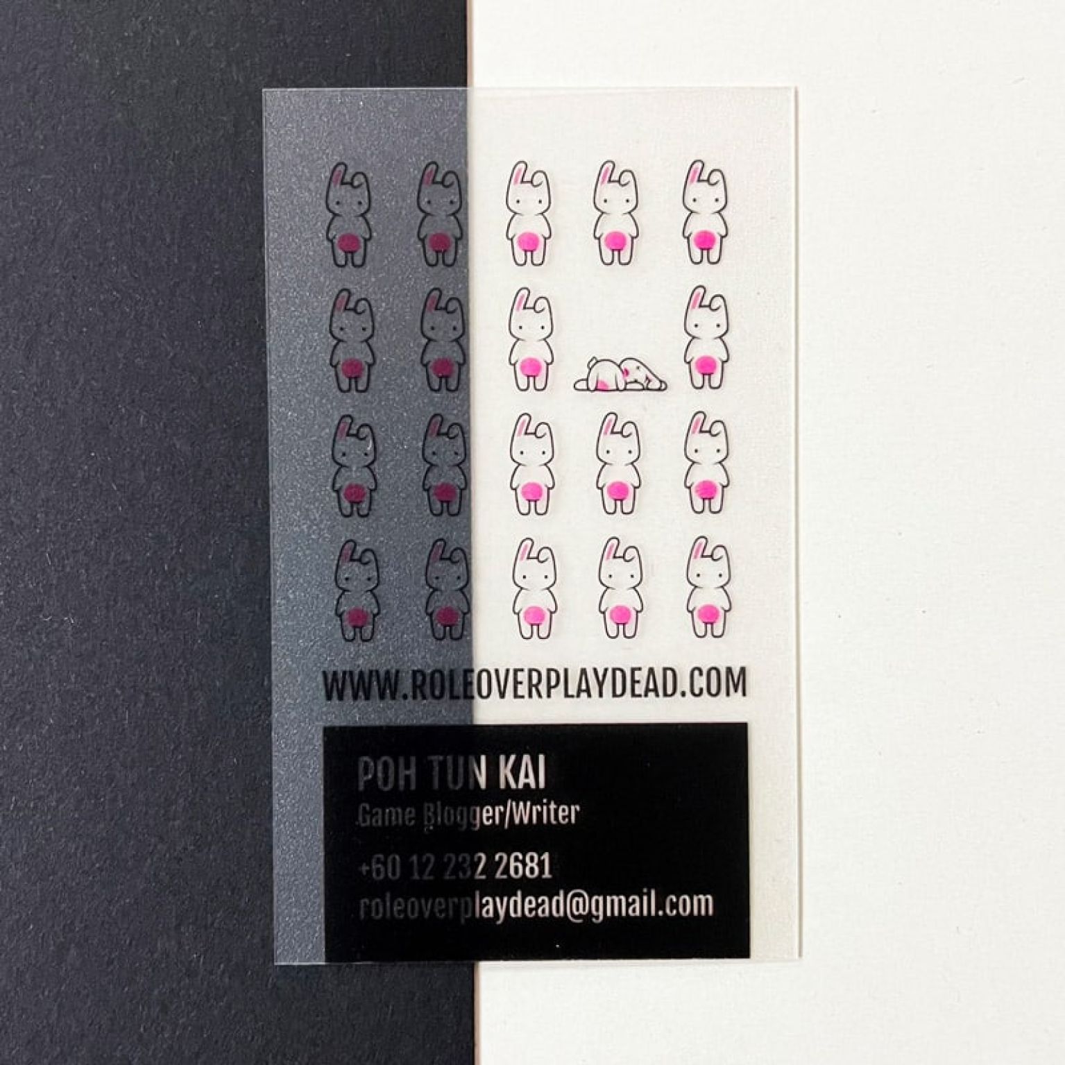 Opaque Visual -Frosted transparency PVC Business Cards appearance.